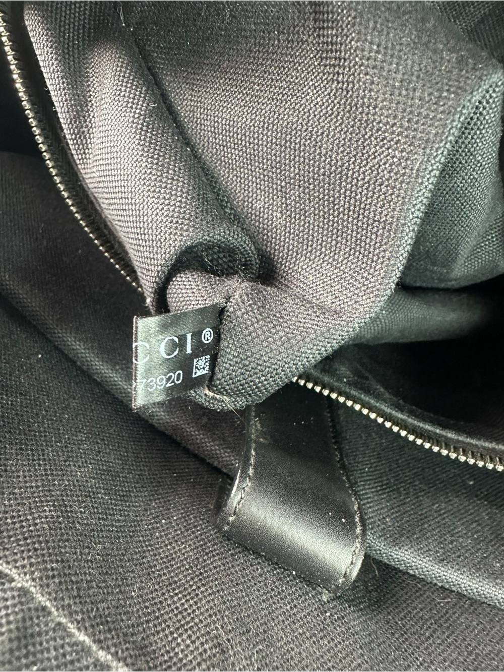 Gucci Gray GG Supreme Briefcase with Red/Navy Web Strap - Picture 7 of 13